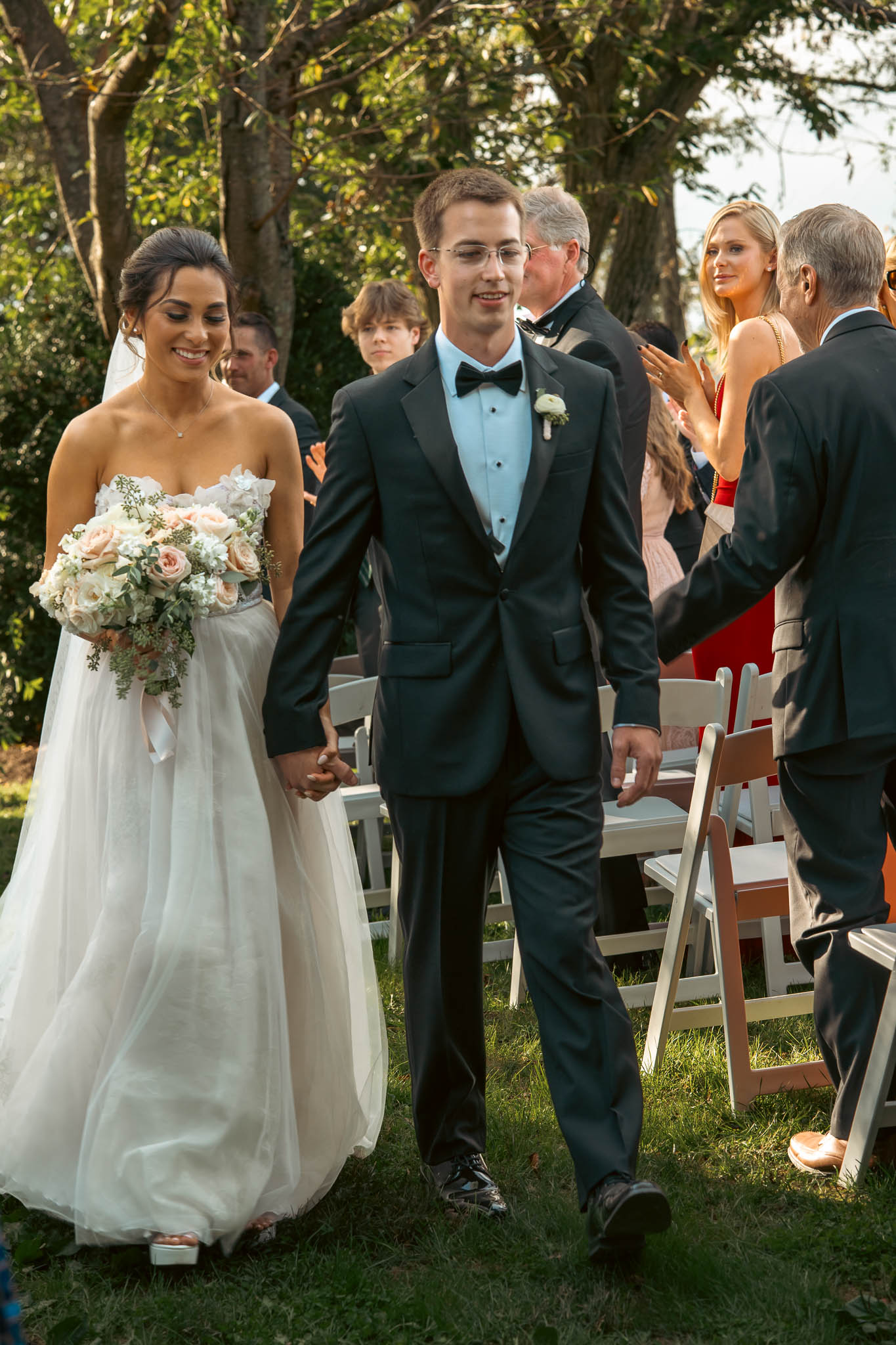 The ceremony under the oaks on an October afternoon — Sylvanside Farm wedding in Purcellville, Virginia